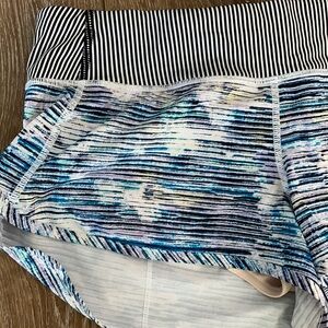 Lululemon speed up shorts, low waist, 2.5 inch inseam